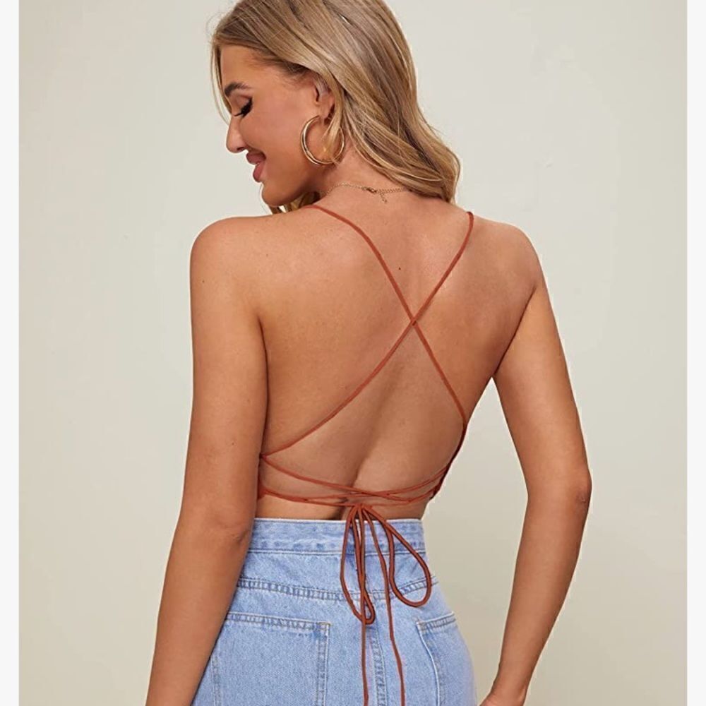 Verdusa Criss Cross Backless Lace-up Strappy Asymmetrical Hem Bandana Crop Cami